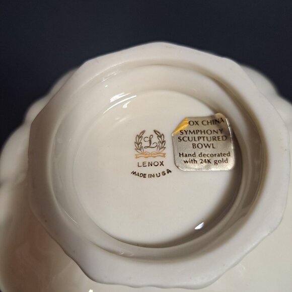 Lenox China Symphony Sculptured Bowl 24Kt Gold Gilt Cream Candy Nut Bowl - Picture 8 of 8